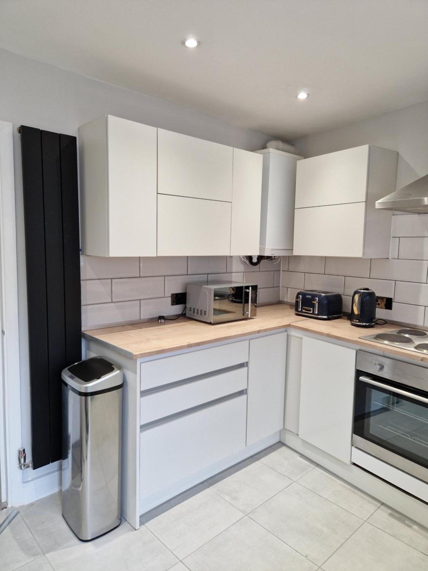 Stylish 2 Bed Home- Short Walk To Tottenham Stadium/Stations ロンドン エクステリア 写真